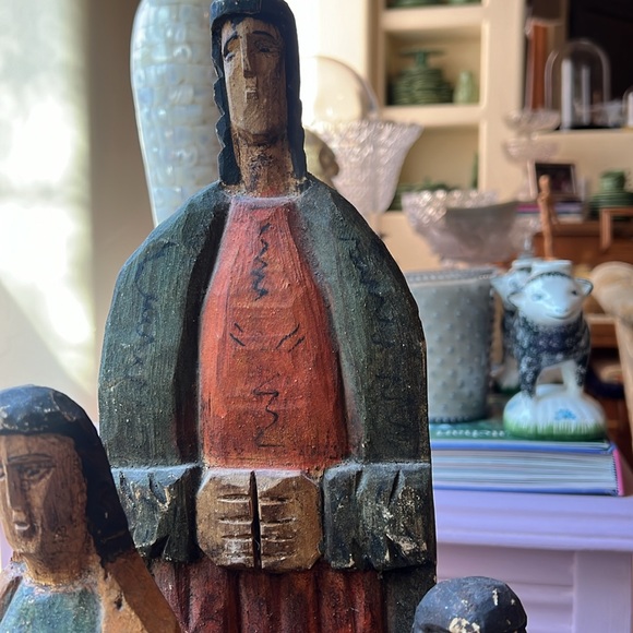 Three Vintage Santos, Originally from Horchow Catalogue, Preowned - Picture 4 of 12